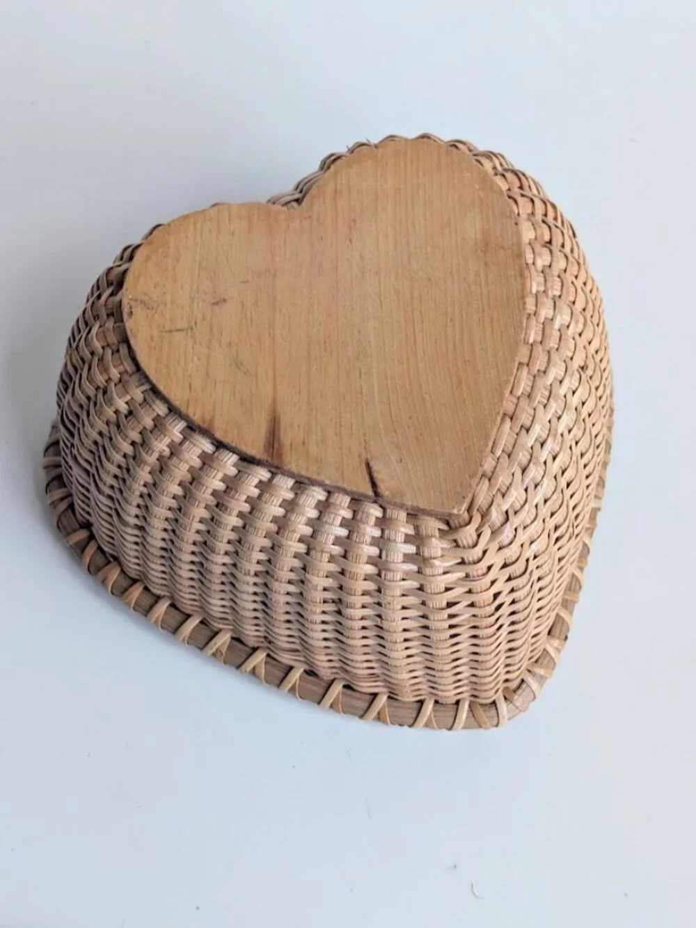 Nantucket Style Lightship Basket 6